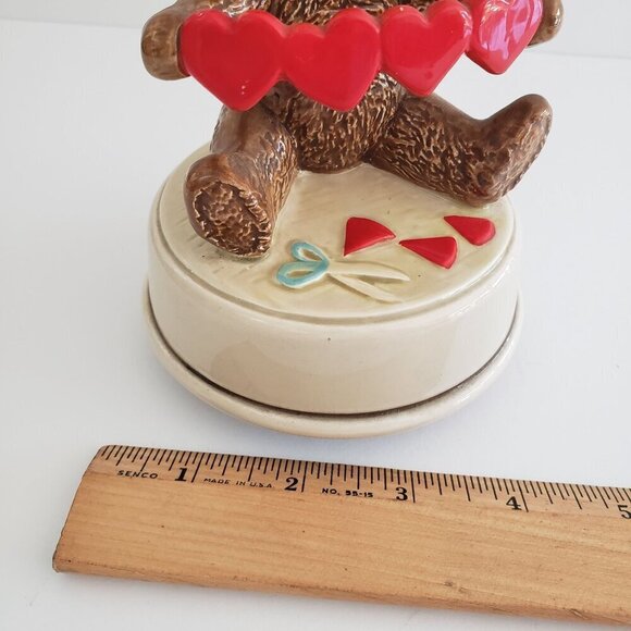 Vintage Otagiri Ceramic Valentine's Day Country Bear Music Box Figurine - Picture 7 of 10